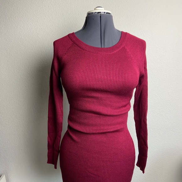 BESTOW Large Pullover Faux Decor Zipper Burgundy Rib Knit Sweater Top - Picture 3 of 8